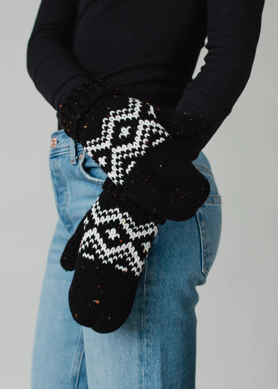 Black & Speckled patterned mittens