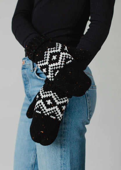 Black & Speckled patterned mittens