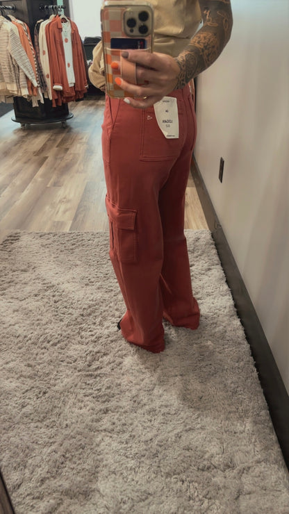 LOGAN Marsala Wash Cargo Stretch Dad Hidden Jean