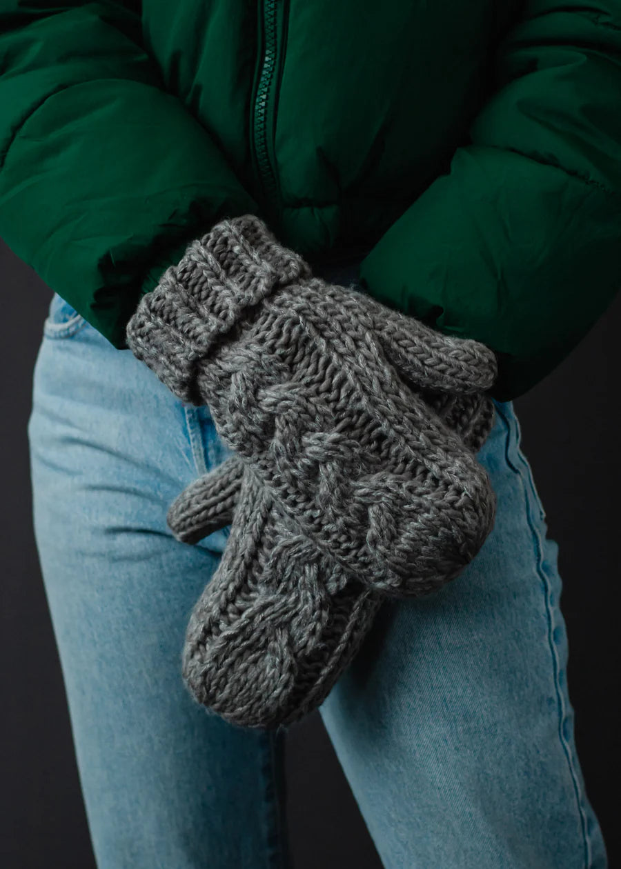 Cable Knit Mittens